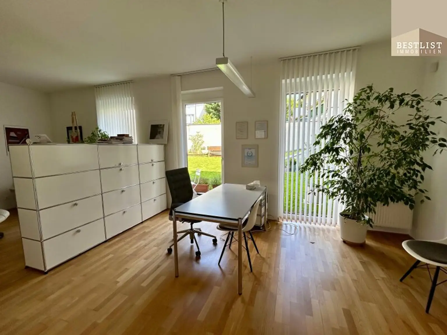 Top-Ordination in Baden für bis zu 3 Ärzte