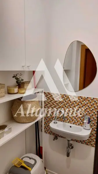 Helle 3-Zimmer-Wohnung im 3. Liftstock mit schöner Loggia - Nähe Augarten & Jakominiplatz, 8010 Graz