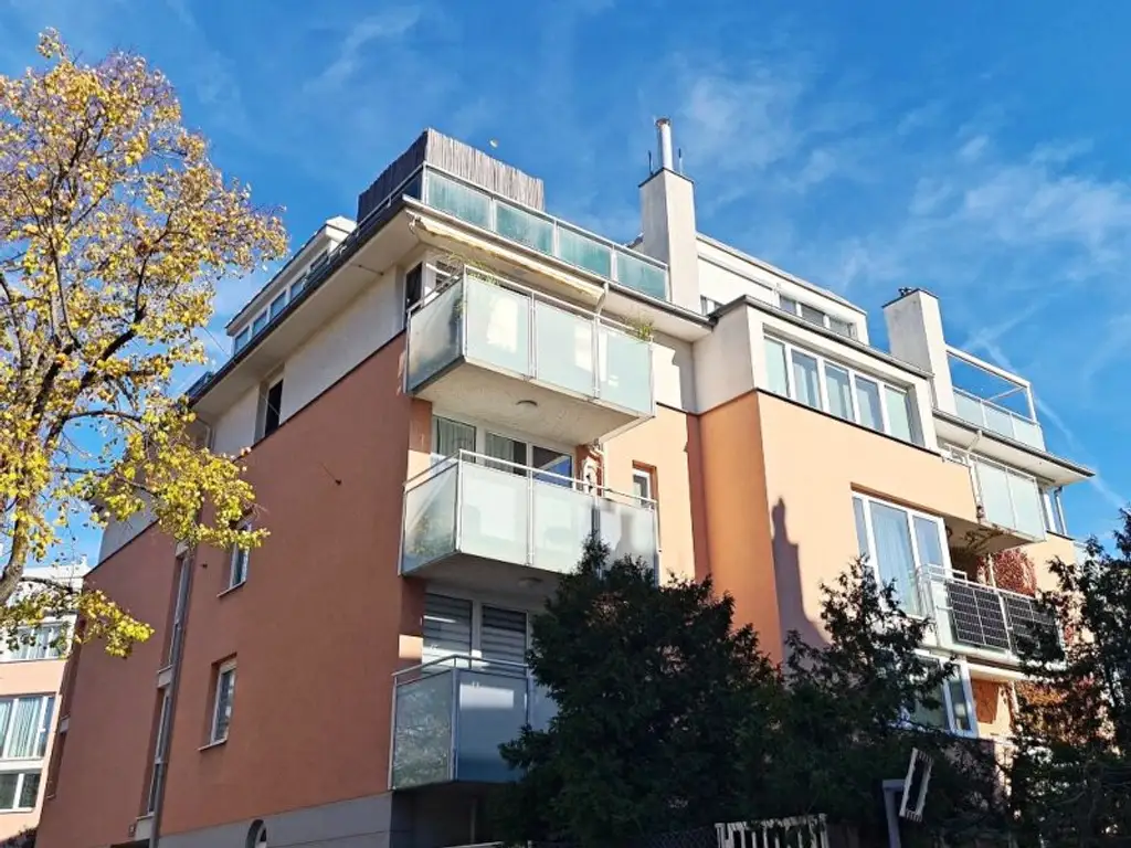 DACHGESCHOSS, Daringergasse, sonnige 76 m2 Neubau mit 6 m2 Balkon, 2 Zimmer, Wohnküche, Wannenbad, Parketten, Grünblick