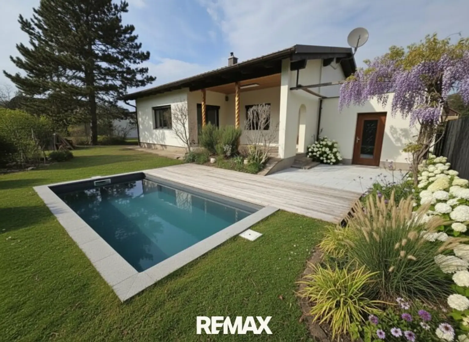 Entwurf Gartenmodernisierung mit Pool, KI-unterstützt