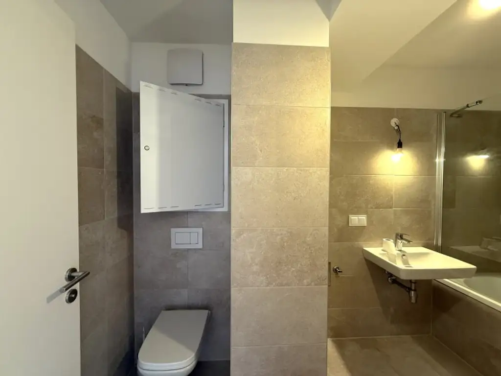 Tolle 2-Zimmer Wohnung mit idealem Grundriss und inkl. südseitigem Balkon in schönem Neubau ab sofort verfügbar
