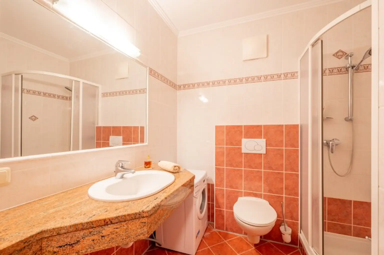 SCHILIFT ZU FUSS | Gemütliche 2-Zimmer-Wohnung mit Balkon in Bad Kleinkirchheim