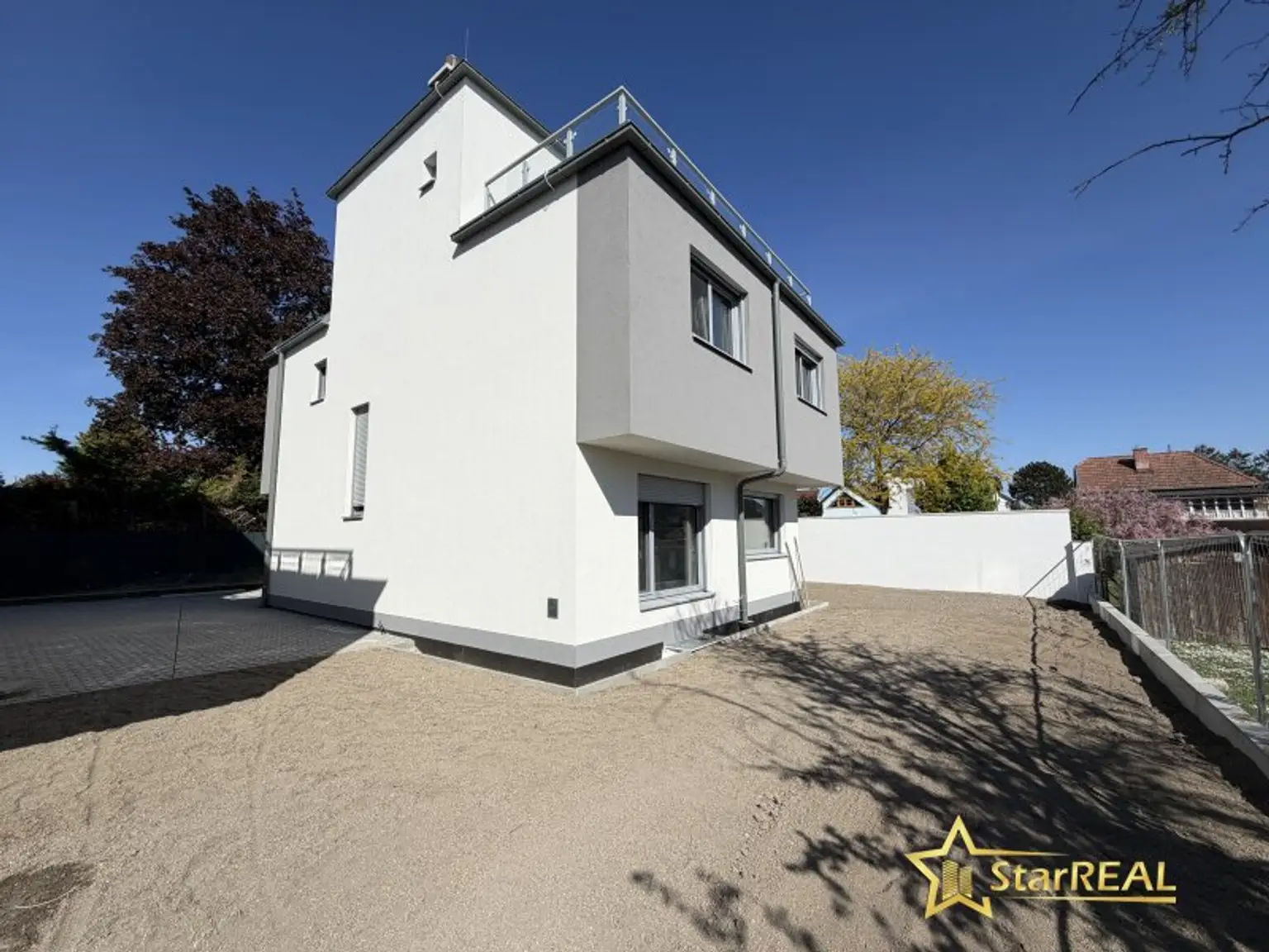 SOMMERAKTION! TOPPREIS!!! EINFAMILIENHAUS MIT KELLER. WIENERBERGER-ZIEGEL. 5 ZIMMER. PROVISIONSFREI für den Käufer.