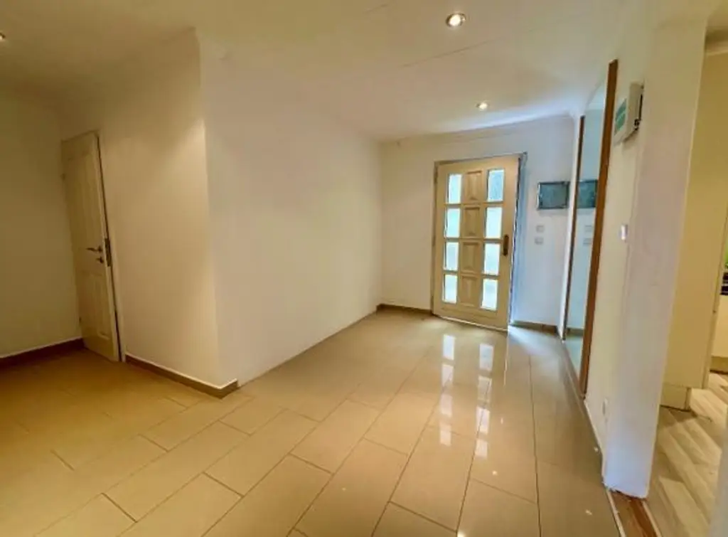 Großzügiges Wohnhaus in ruhiger Lage vor den Toren von Wien!