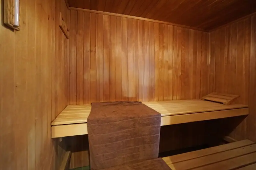 Premiumlage im Wienerwald! Idyllisch gelegenes Landhaus mit Wellnessbereich und Panoramablick
