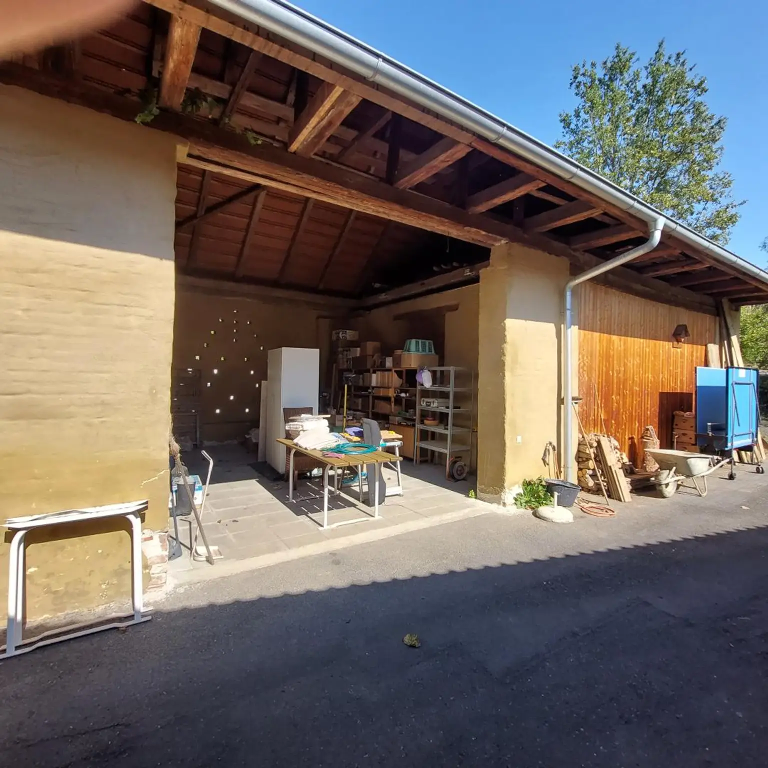 Barrierefreies Niedrigenergiehaus auf über 2 ha Grund