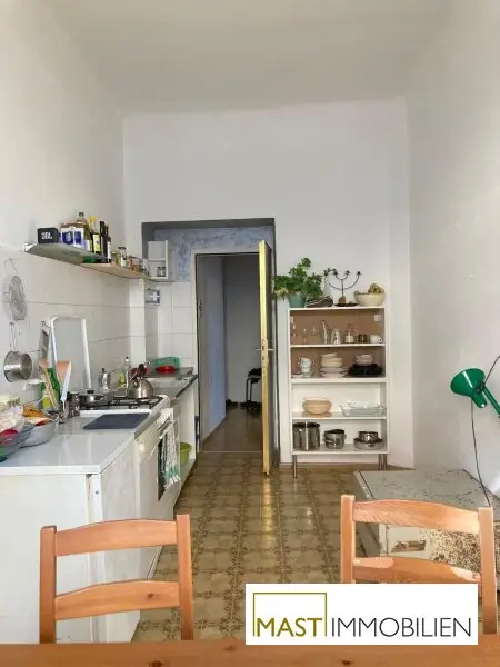 *NEU* Sanierungsbedürftige 2-Zimmer Wohnung mit Potential zur 3-Zimmer-Wohnung