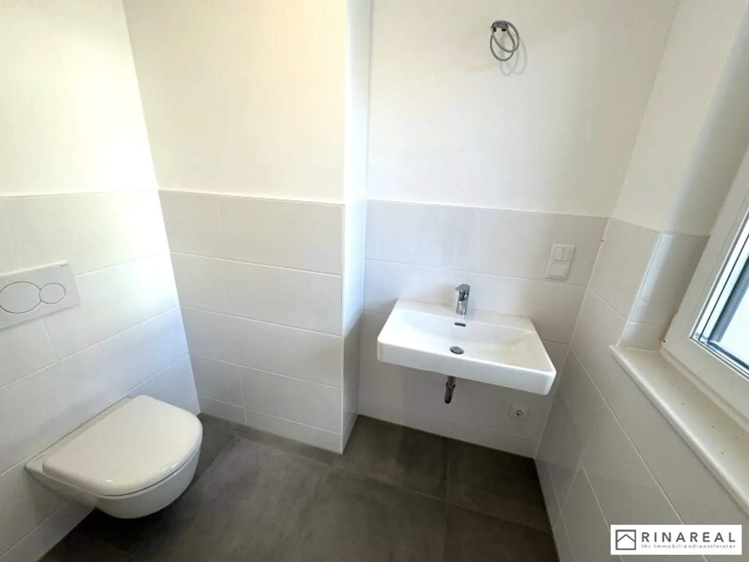 TRAUMHAFTER AUSBLICK | Moderne Doppelhaushälfte - ERSTBEZUG | 5 Zimmer | schlüsselfertige Ausführung | Großhöflein - Fasangasse (Haus 4/1)