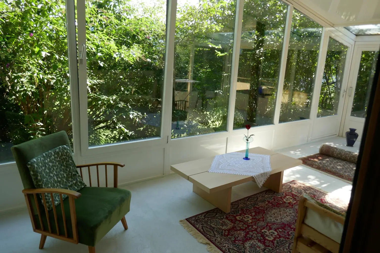 Geräumiges Mehrfamilienhaus mit Seeblick-in 2 Wohnungen teilbar