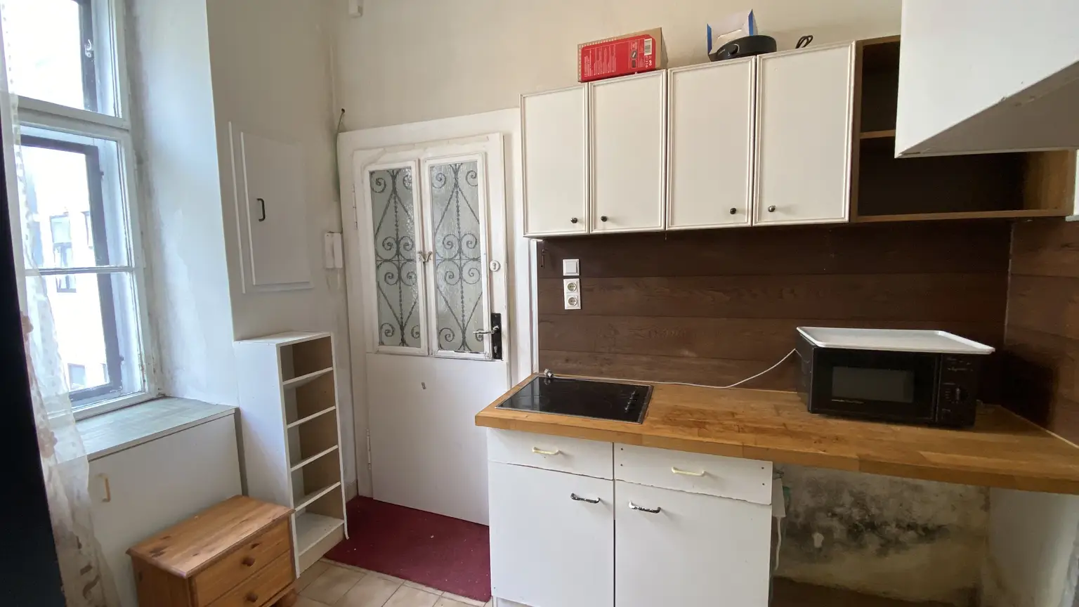 Garçonnière mit Sanierungsbedarf im 15. Bezirk