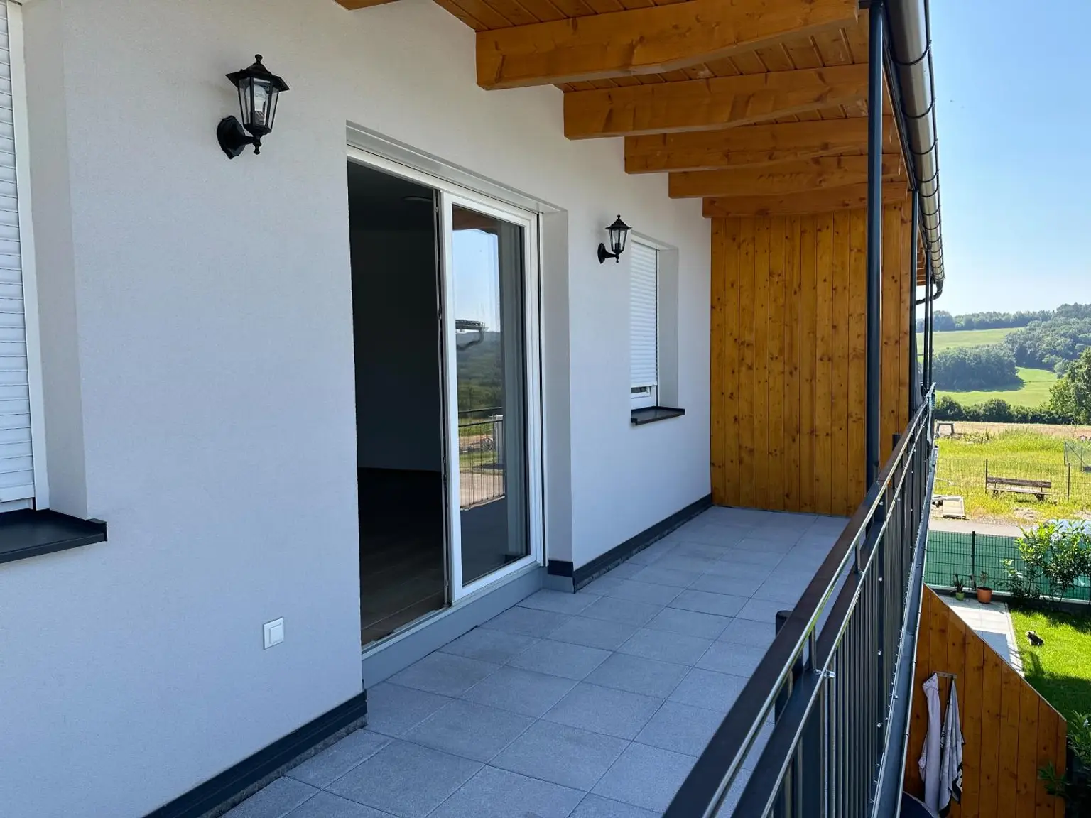 Exklusiv wohnen im Grünen – 4-Zimmer-Neubauwohnung mit Balkon zu kaufen