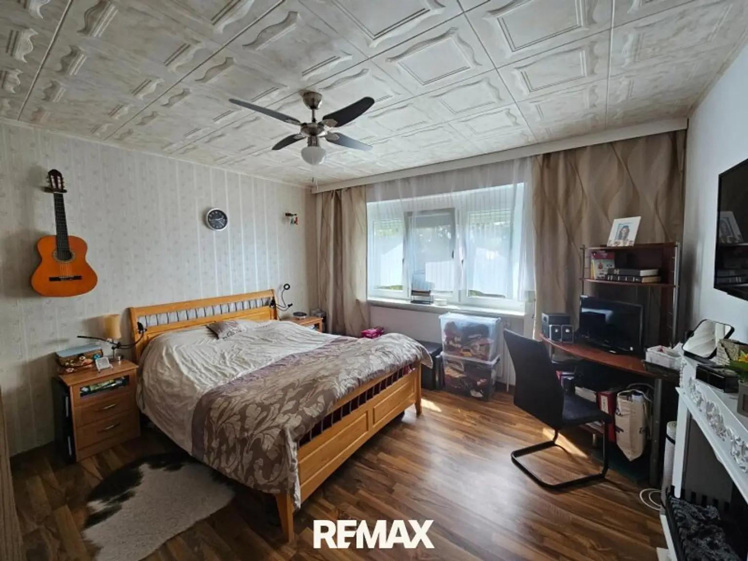 Schlafzimmer EG (1)