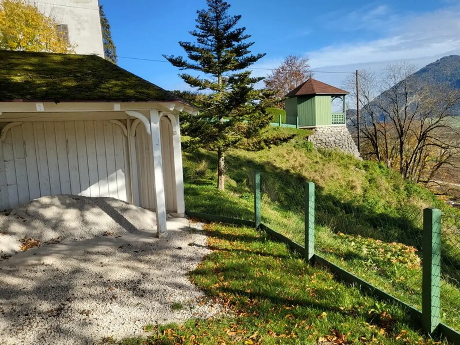 Renaissance-Schloss auf 15 ha Grund – seltene Gelegenheit für touristische Nutzung oder Family Office