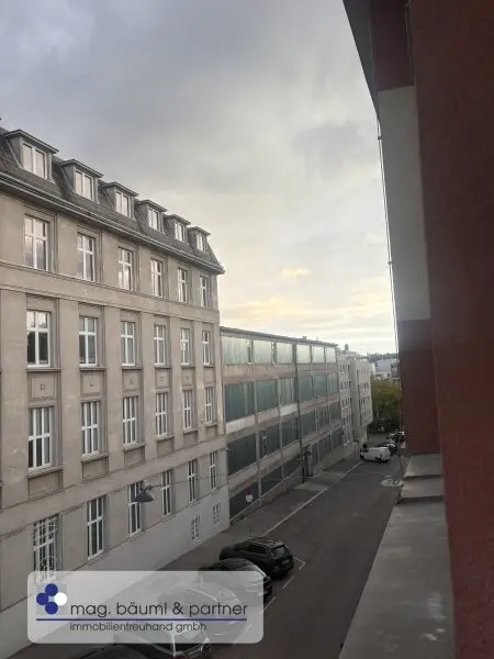 Zentral-begehbare 3 Zimmerwohnung mit Aussenfläche
