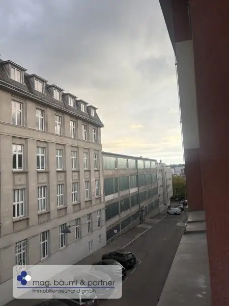 Zentral-begehbare 3 Zimmerwohnung mit Aussenfläche