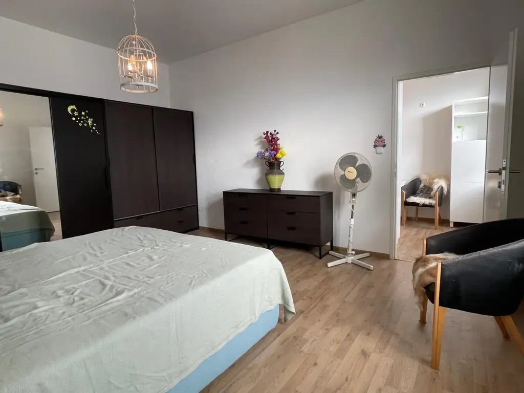 Wohnung mit Balkon und Abstellplatz, an der Hauptstrasse, 2 Zimmer + Küche