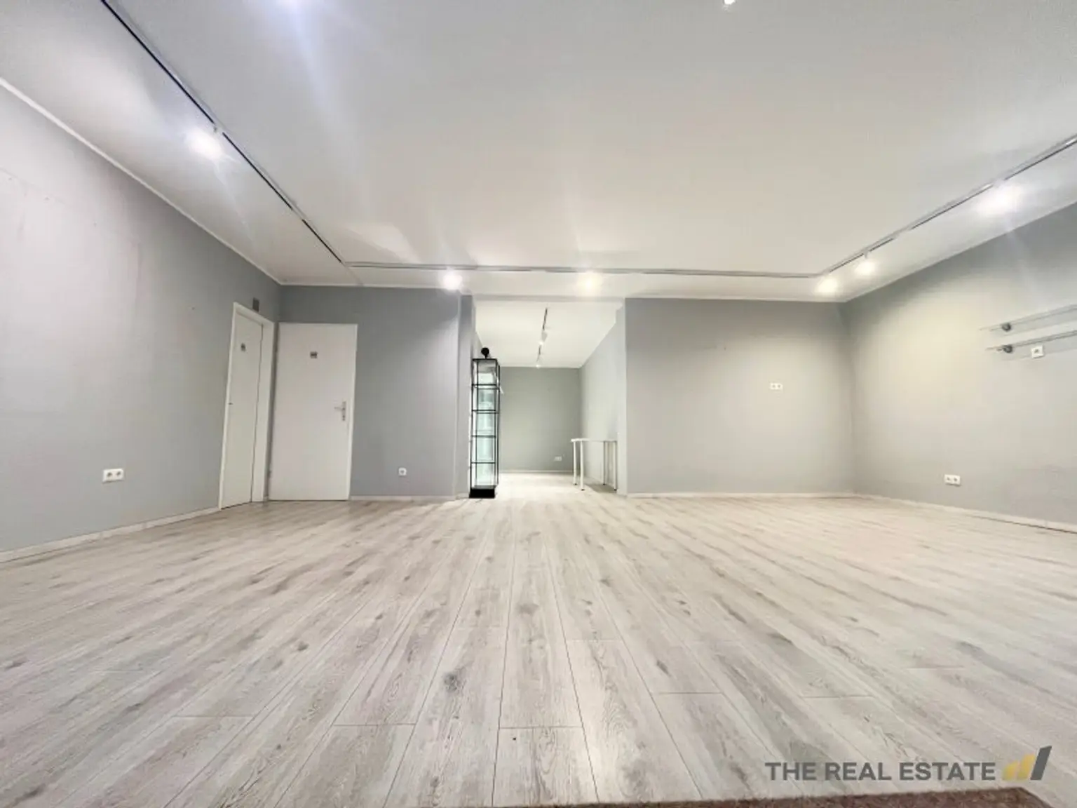 GESCHÄFTSKOKAL/BÜRO/PRAXIS/ATELIER NAHE PALAIS COBURG