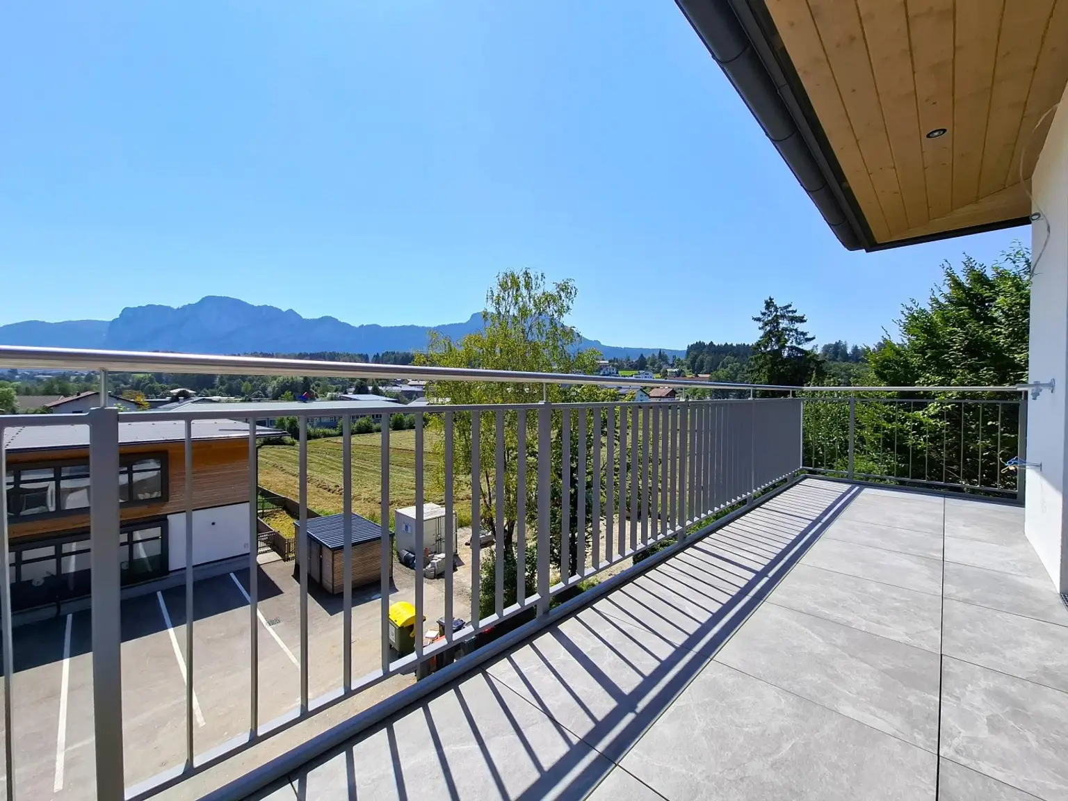 Exklusive 3-Zi-Neubauwohnung mit See- und Bergblick in Mondsee-Tiefgraben