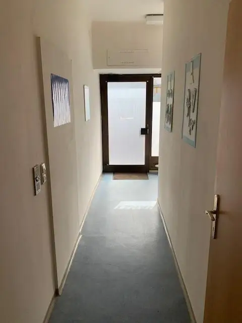 Gang zu den Räumen