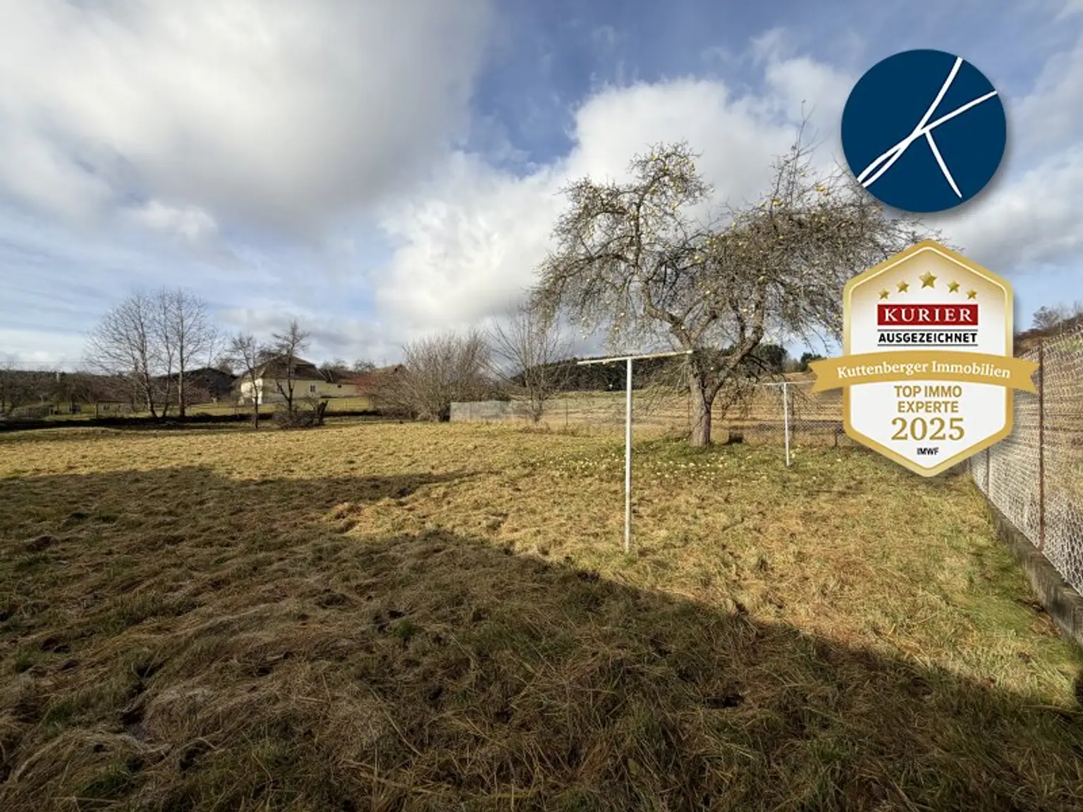 Sanierungsbedürftiges Landhaus mit großer GARTENFLÄCHE