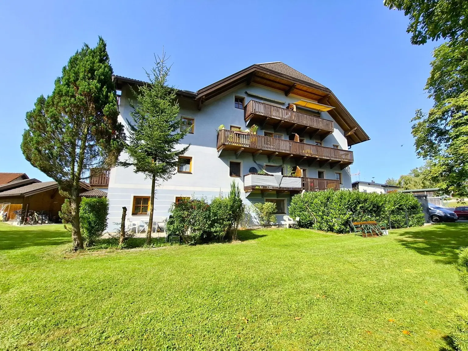 Nette 2.Zi.-Wohnung mit großem Balkon