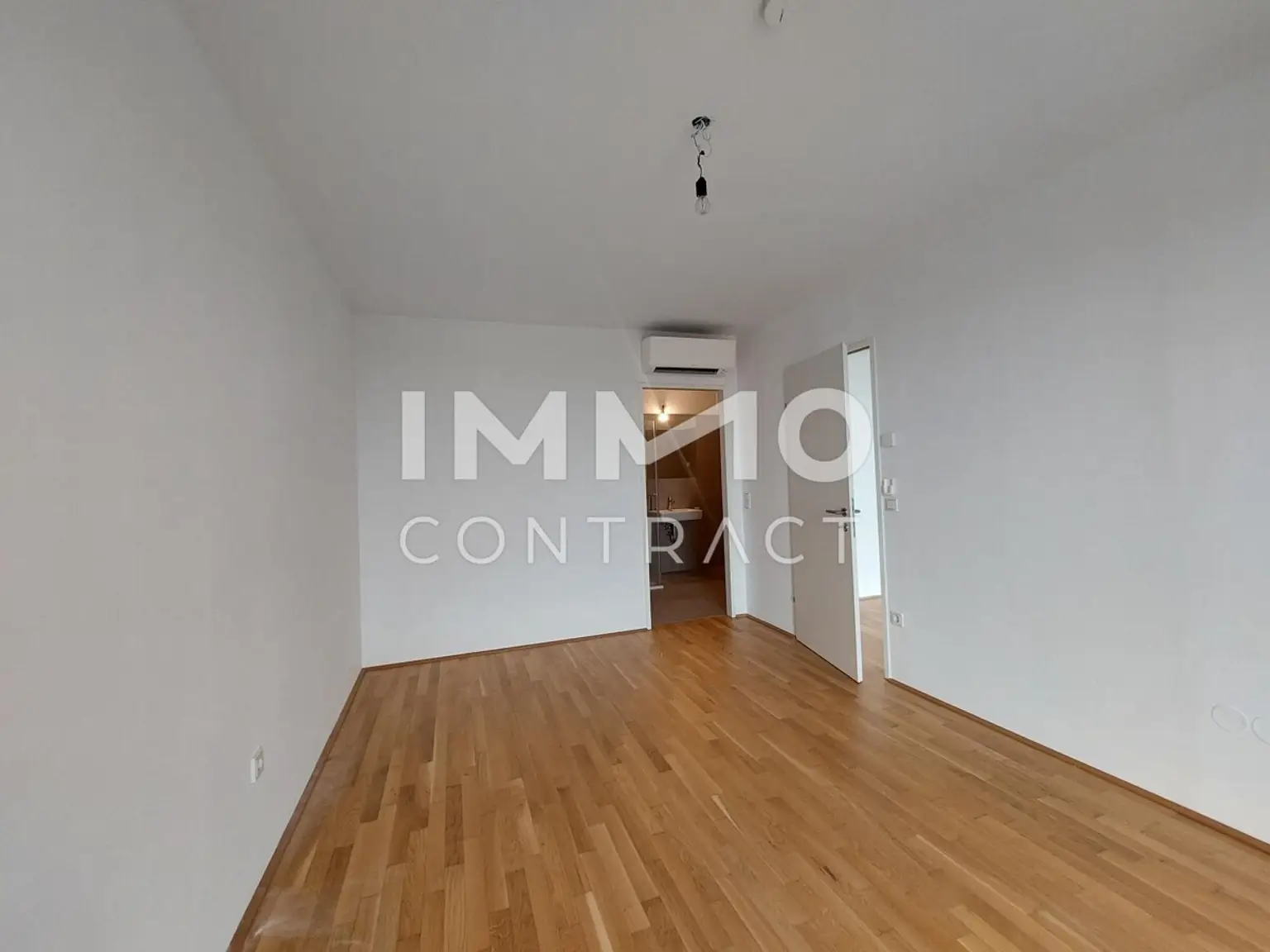 Naturnahes Wohnen in Ruhelage! 2 - Zimmerwohnung mit Balkon und Loggia.