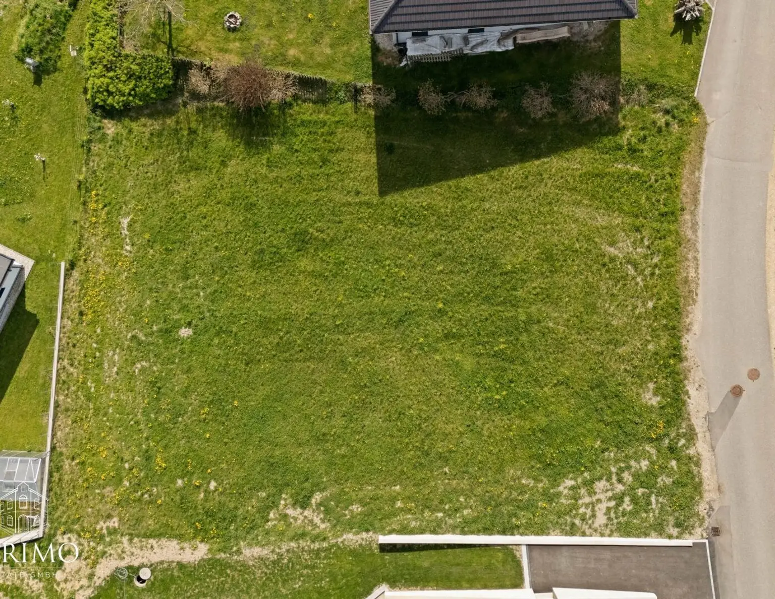 Traumhaftes Baugrundstück in sonniger Aussichtslage - zentral gelegen in Taiskirchen