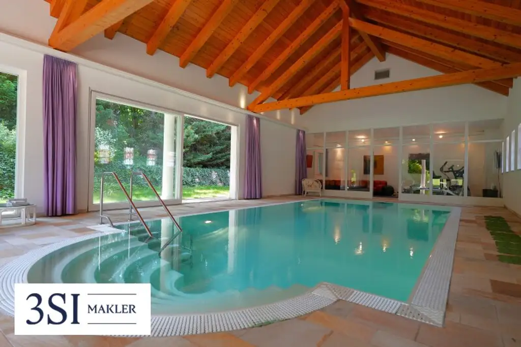 Luxuriöse Villa in Gießhübl: Stilvolles Wohnen mit Pool & traumhaftem Garten!