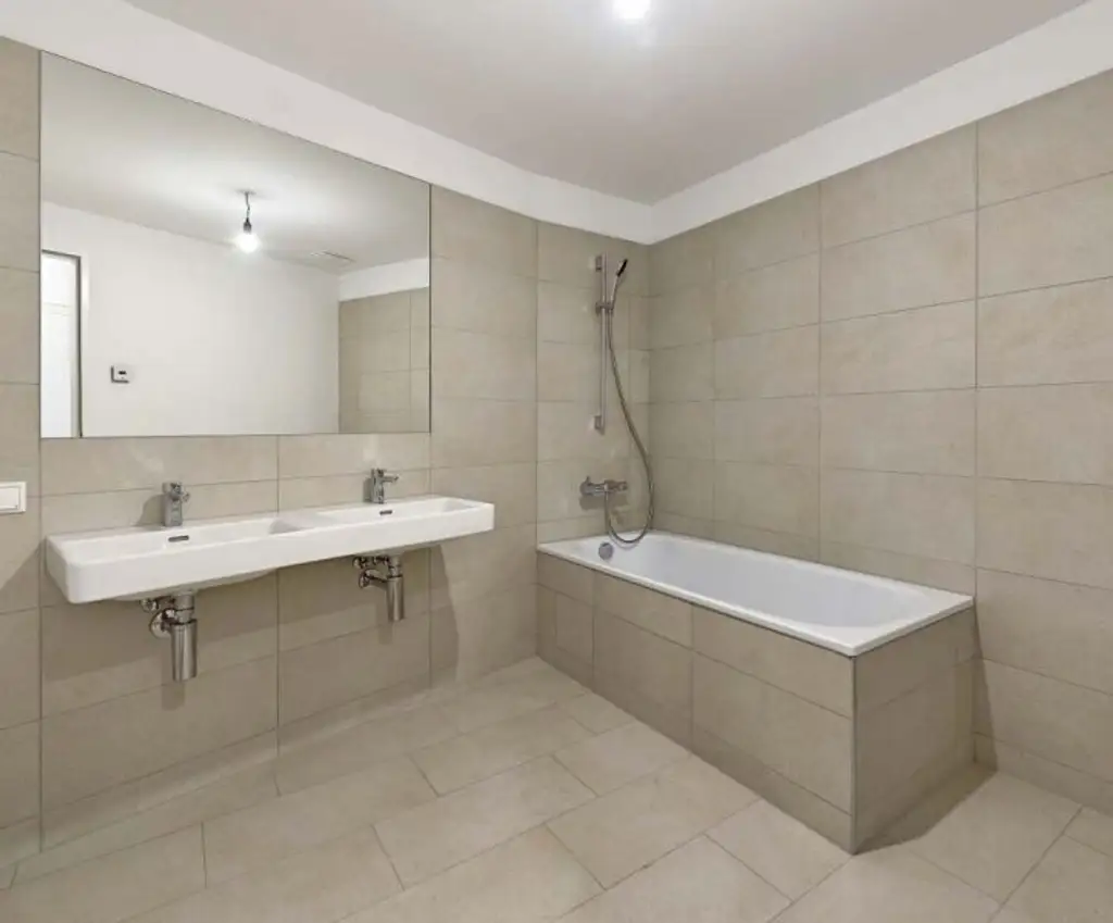 NEUBAU 4-Zimmer-ERSTBEZUG Gartenwohnung mit Terrassen in 1210 Wien! Top 2/5