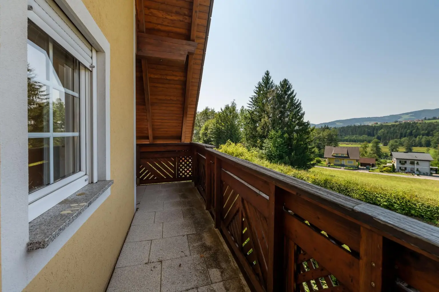 Balkon Süd-West-seitig