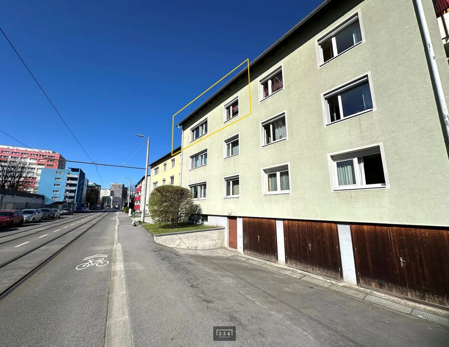 226 Immobilien: 4-Zimmer-Whg in Neu-Rum, Serlesstraße / 2 Loggien / optional Garage