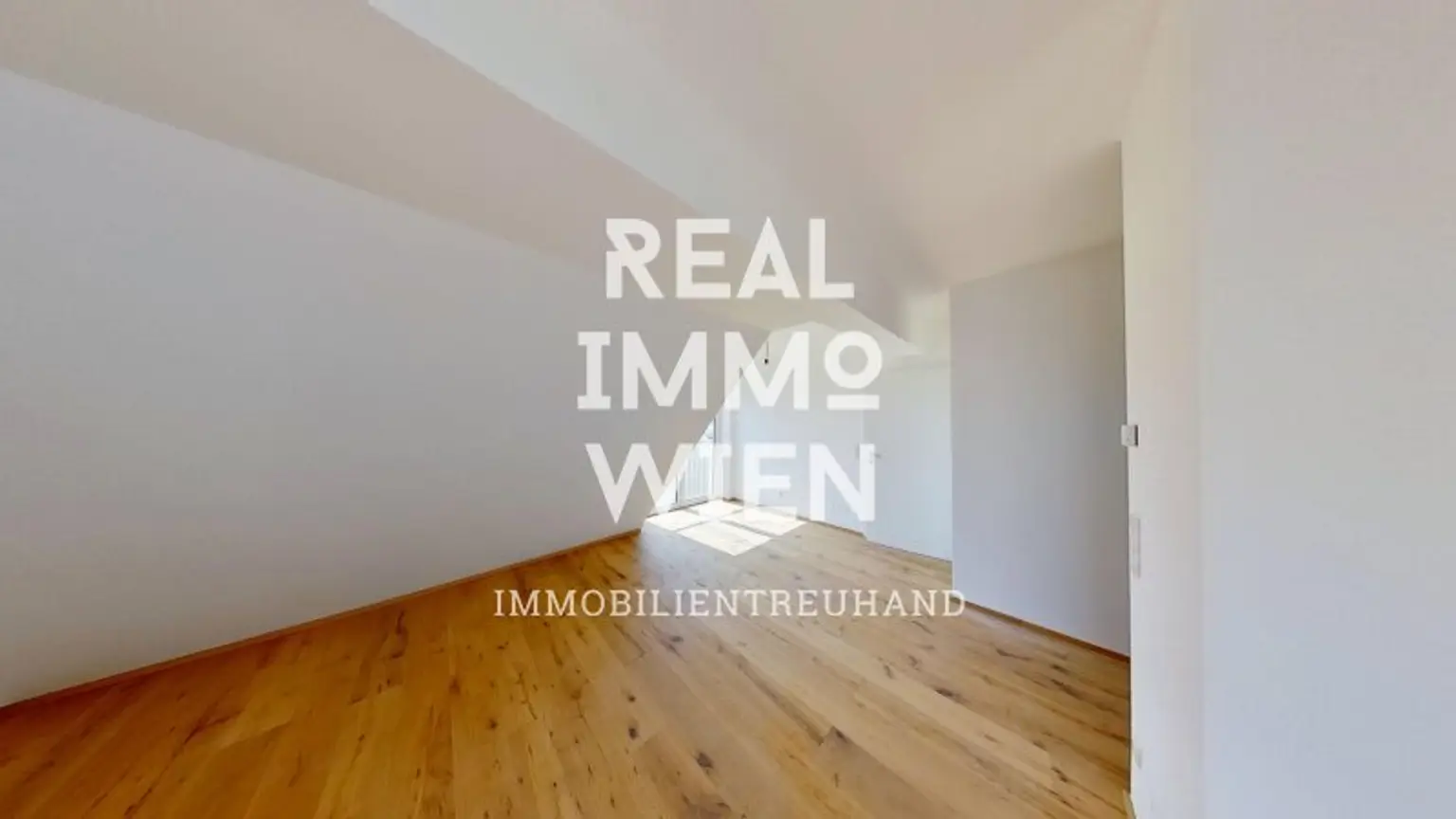 Wunderschöne sonnendurchflutete Wohnung mit Balkon im 23. Bezirk!!! Nähe U6 PERFEKTASTRAẞE!! 360°- 3D Grad Besichtigung