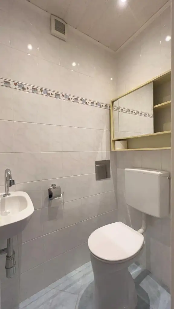 Eigentumswohnung mit Loggia – zentrale Lage in Fischamend