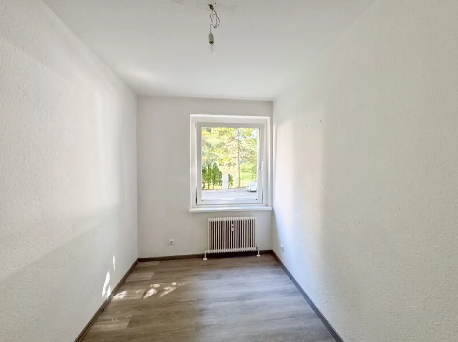 3-Zimmer-Wohnung in Mödling/Hinterbrühl – Blick auf Burgruine & Wienerwald 🌿