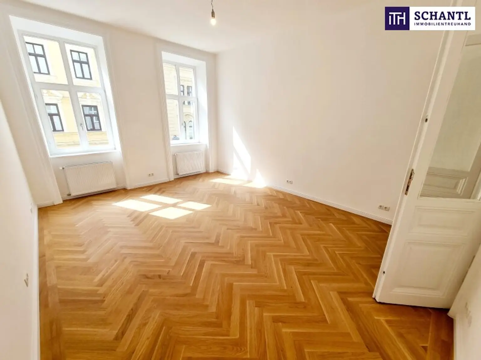 SUMMER SALE - Die perfekte City-Wohnung! Frisch sanierter Altbau in Best- und Ruhelage + Rundum saniertes Traumhaus! Jetzt zugreifen!