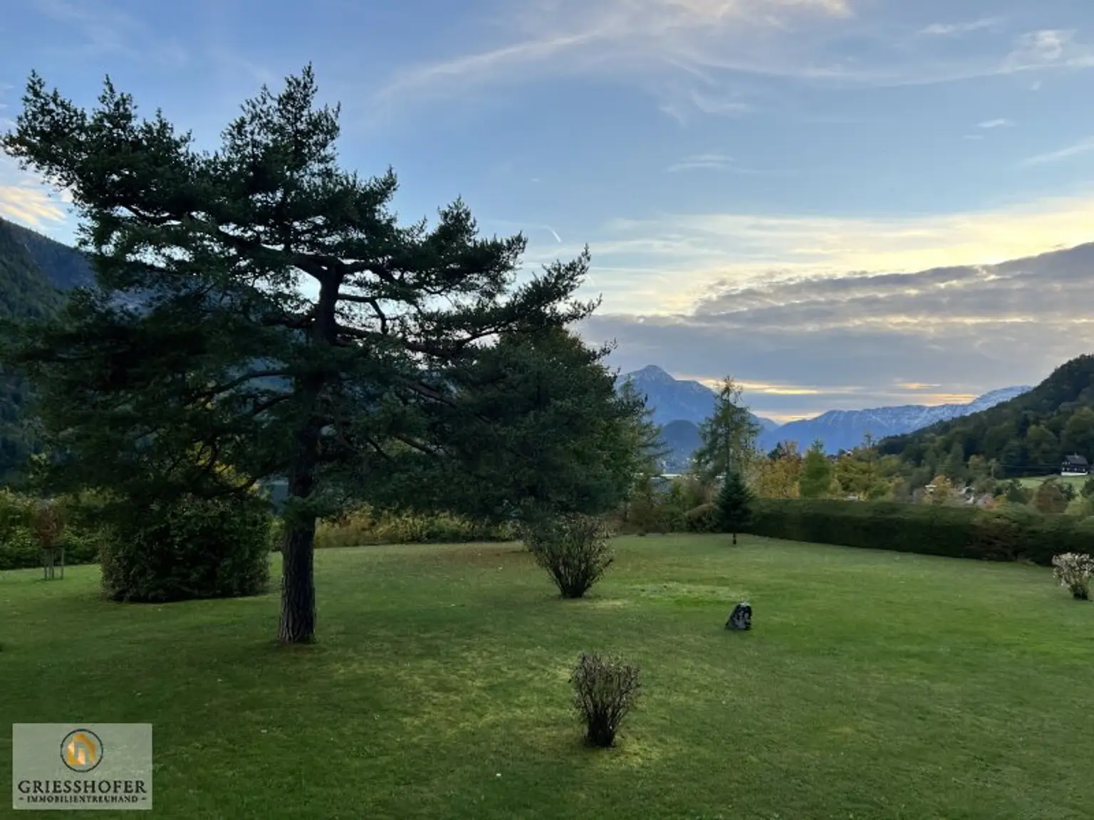 Traumhafte  Eigentumswohnung am Grundlsee mit Swimmingpool und Seezugang