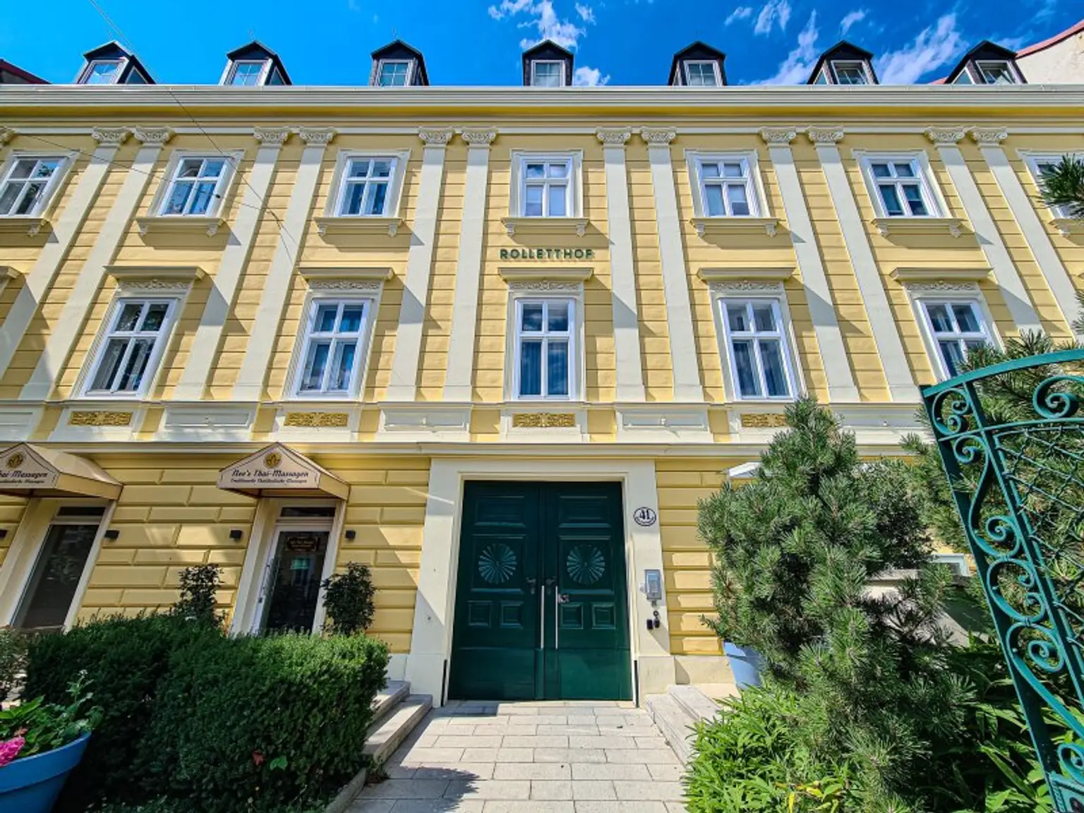 *** BARRIEREFREI *** Praxis am Josefsplatz - 5 Behandlungszimmer auf 170m²