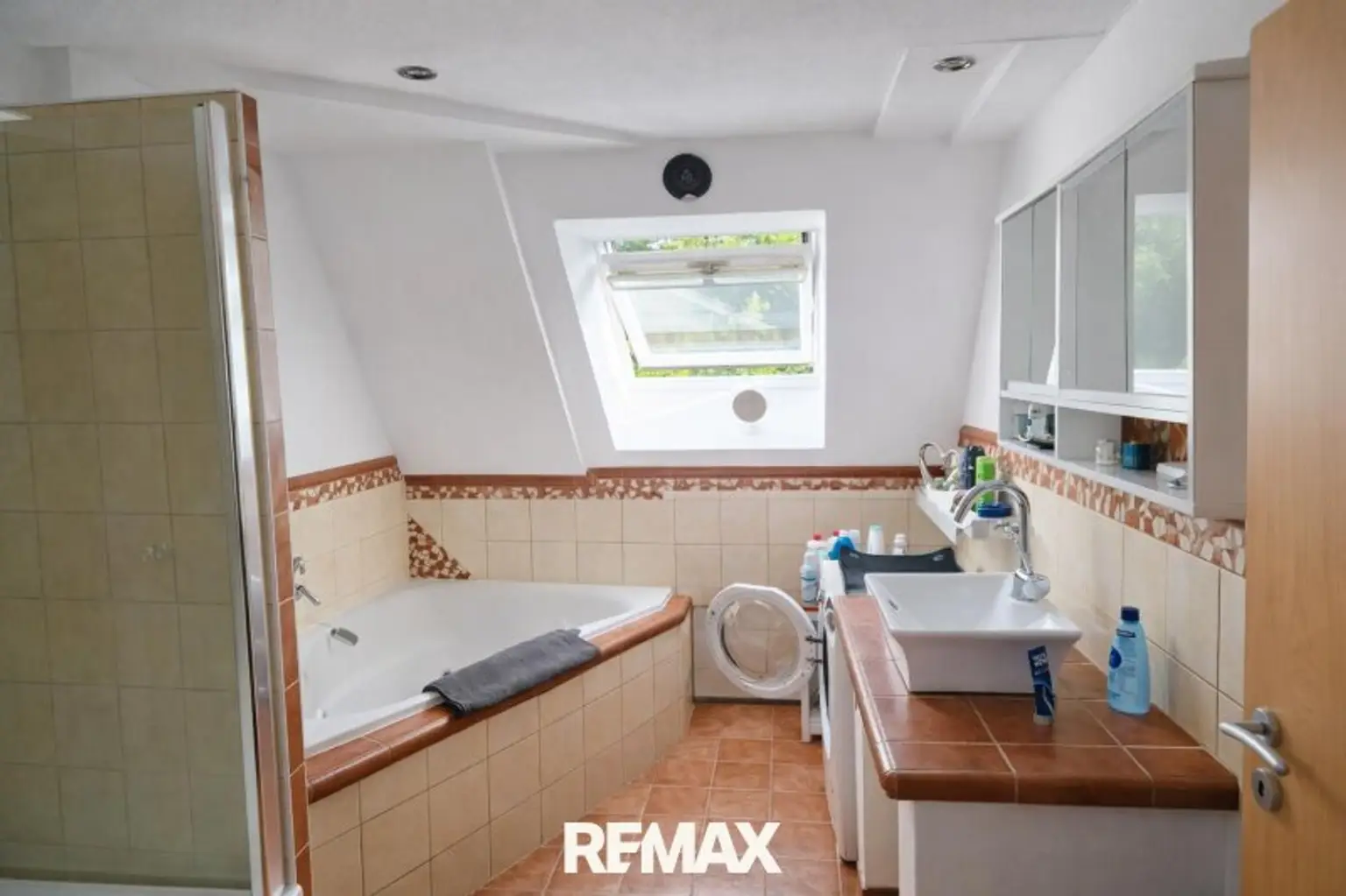 Badezimmer DG