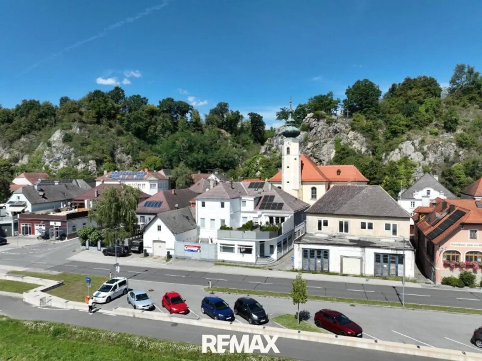 Parkplätze vor dem Haus