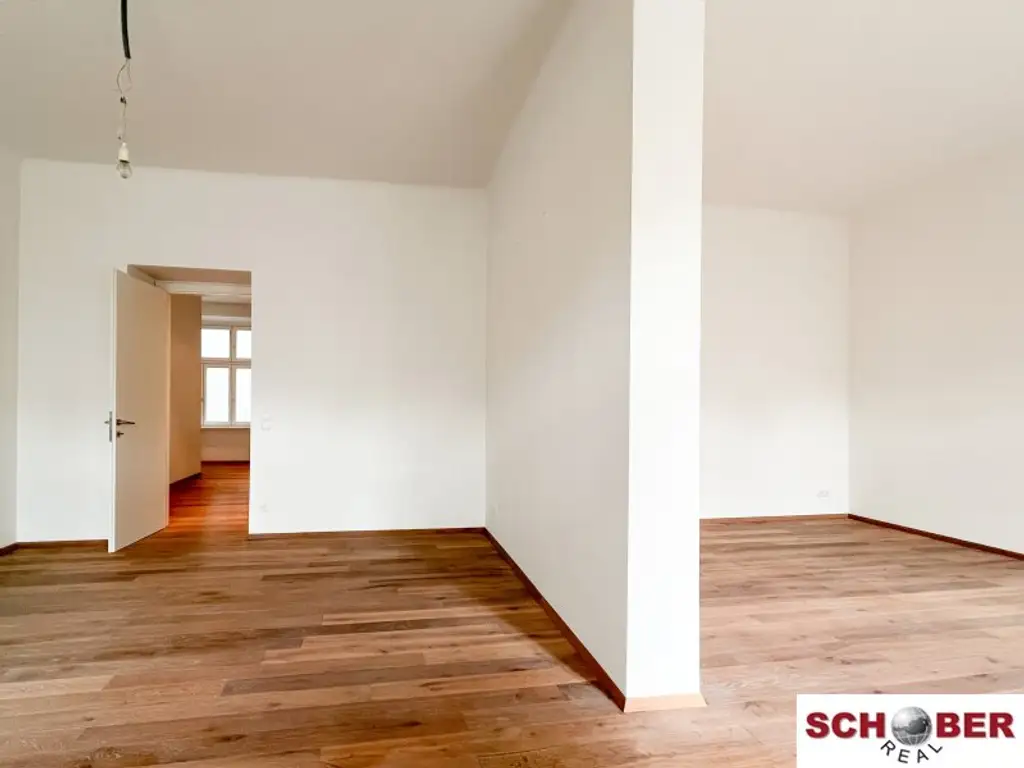 Nähe Augarten - modern sanierter Altbau mit großem Balkon