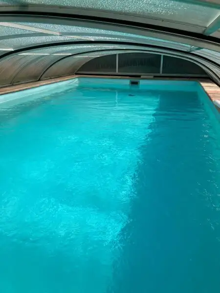 Haus mit Potenzial in Kierling – Ruheoase mit Garten, Pool & Wintergarten