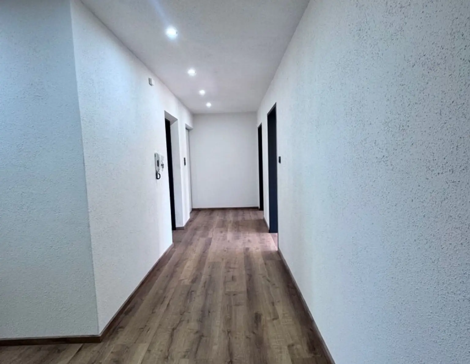 Komplett sanierte 4-Zimmer Wohnung mit Balkon/Loggia in Zentrumslage von Schwaz zu verkaufen