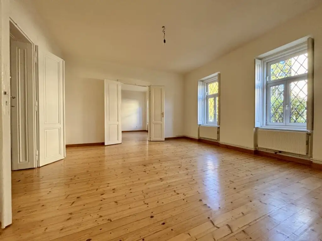 Arbeiten mit Atmosphäre | repräsentatives Gründerzeithaus im Landhausstil | großer Eigengarten für kreative Pausen