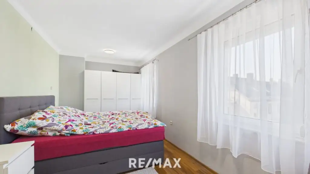 Vielseitige Gewerbe- & Wohnimmobilie! Raum für Ideen, Visionen & neue Perspektiven!