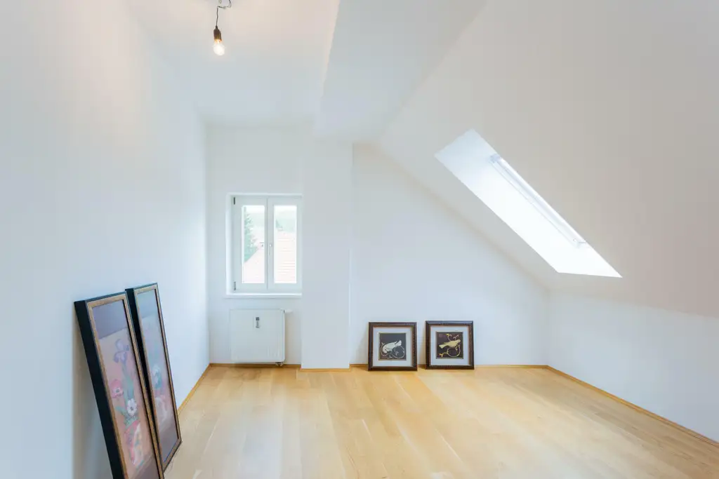 8043 Kauf: 3 Zimmer Erstbezugswohnung in stilvollem Gebäude nahe Hilmteich & KF UNI Graz