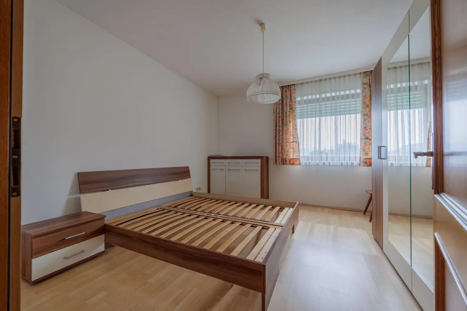 EG Schlafzimmer