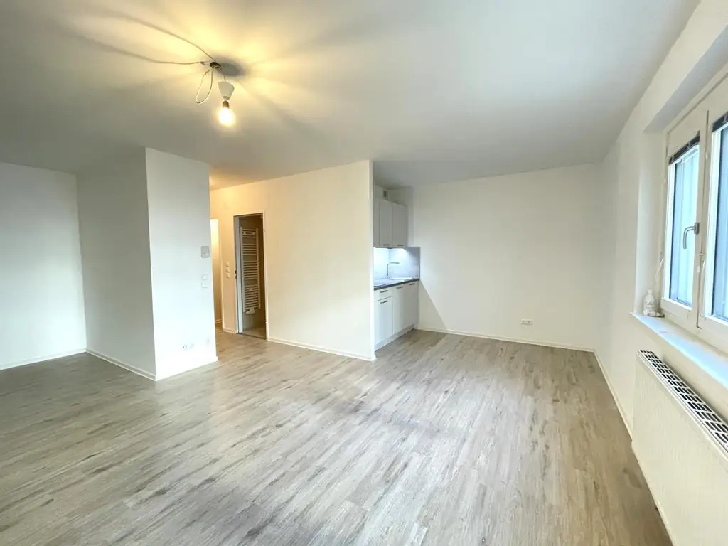 Top-sanierte 1-Zimmer-Wohnung in Hofruhelage