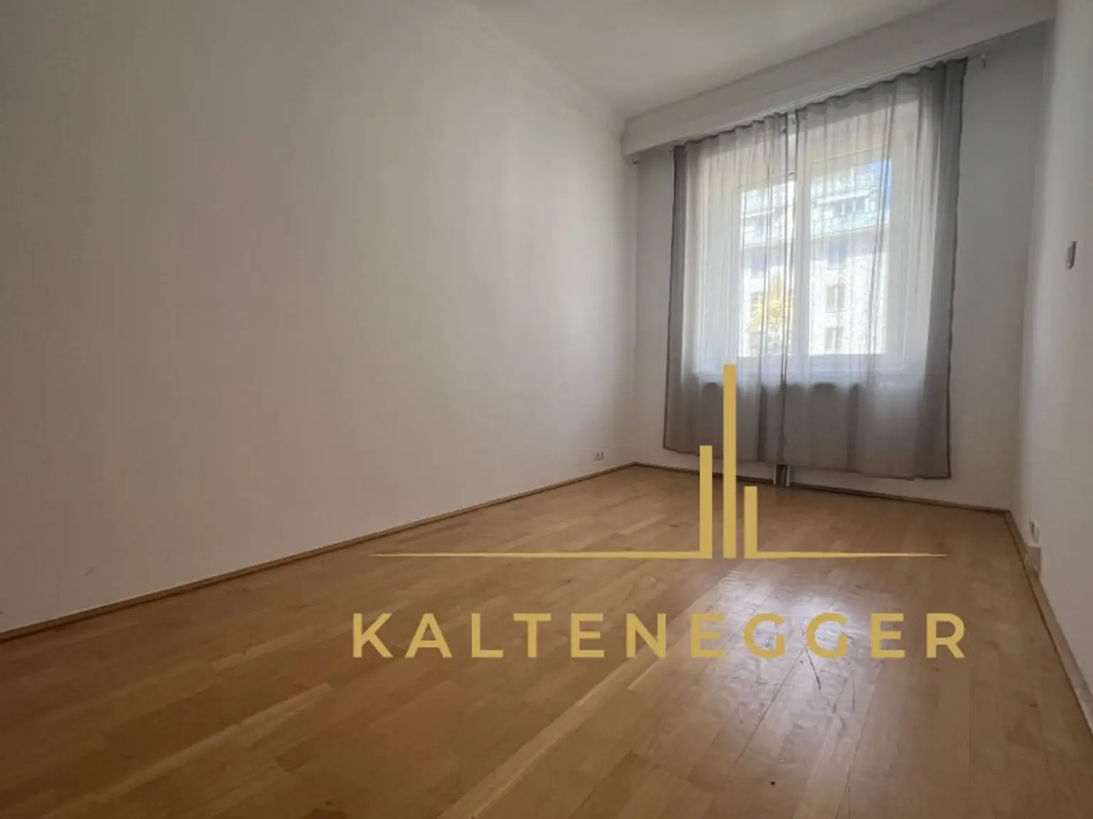 Helle 3-Zimmer-Wohnung mit Lift im Herzen der Innenstadt