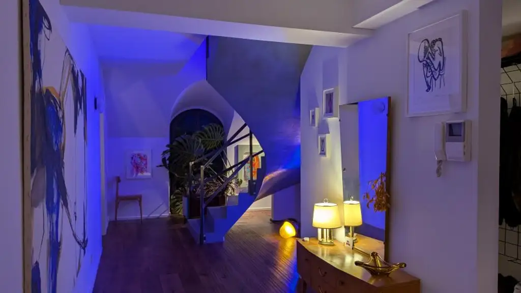 Dachgeschoss-Maisonette mit Loft-Charakter, Wellness-Oase & Weitblick