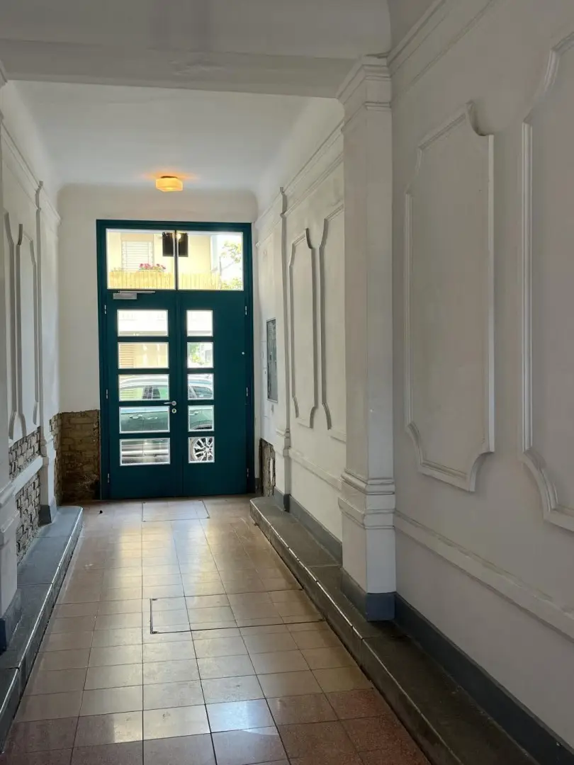 Sehr charmante Altbauwohnung in TOP-Lage